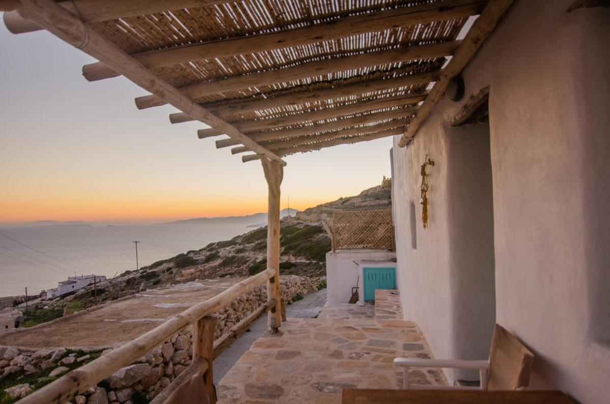 Dimitrakis Guesthouse โดนูสซา ภายนอก รูปภาพ