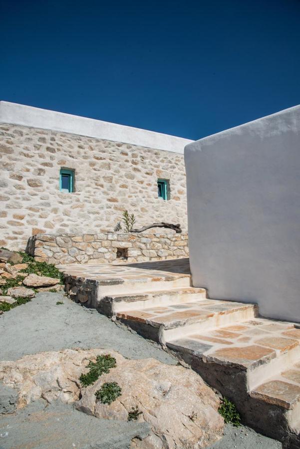 Dimitrakis Guesthouse โดนูสซา ภายนอก รูปภาพ