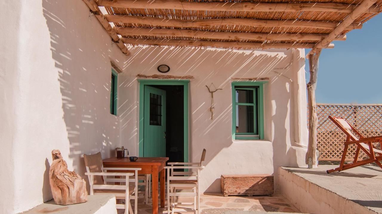Dimitrakis Guesthouse โดนูสซา ภายนอก รูปภาพ