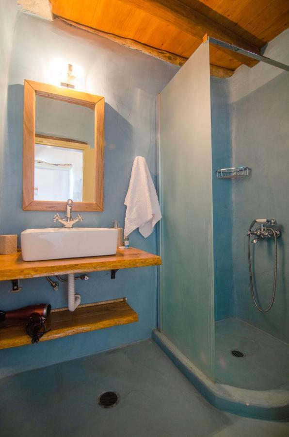 Dimitrakis Guesthouse โดนูสซา ภายนอก รูปภาพ