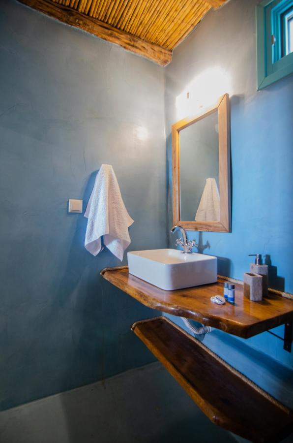 Dimitrakis Guesthouse โดนูสซา ภายนอก รูปภาพ