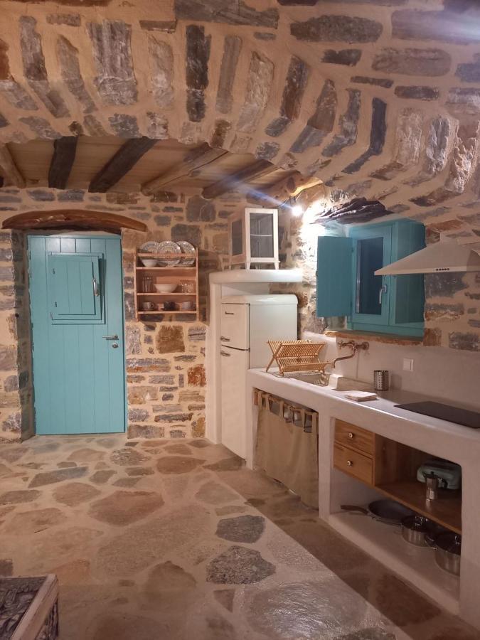 Dimitrakis Guesthouse โดนูสซา ภายนอก รูปภาพ