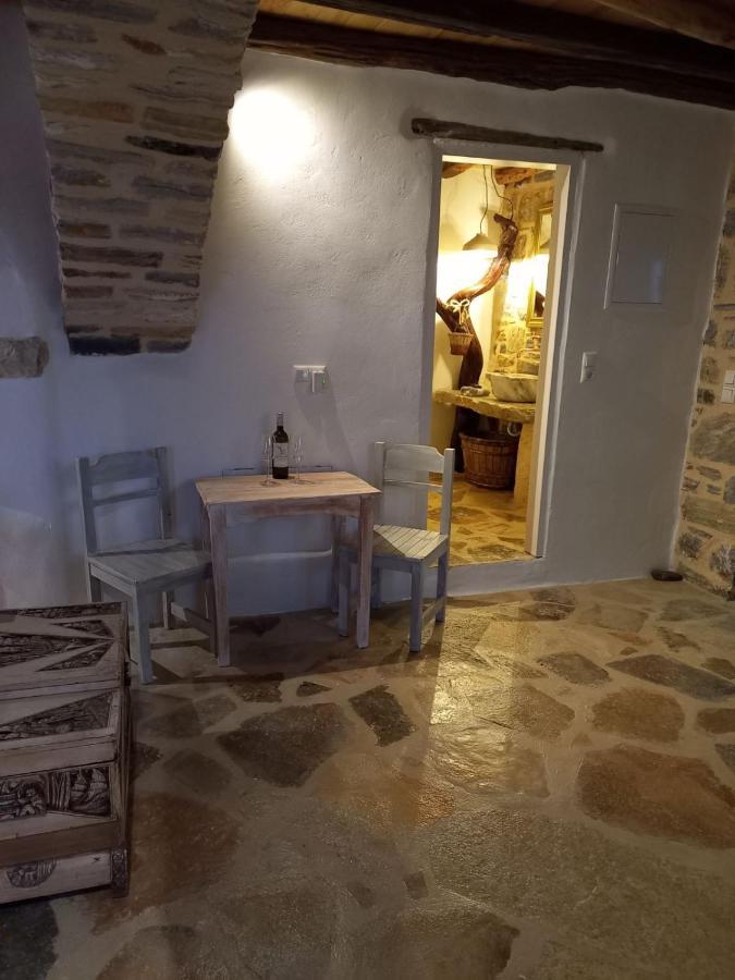 Dimitrakis Guesthouse โดนูสซา ภายนอก รูปภาพ