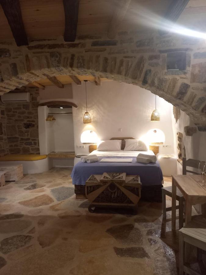 Dimitrakis Guesthouse โดนูสซา ภายนอก รูปภาพ